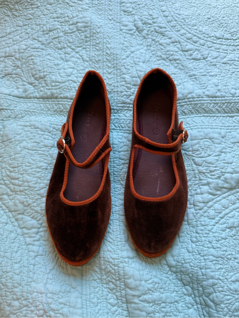 Women’s Mary Jane Velvet Flats in Brown